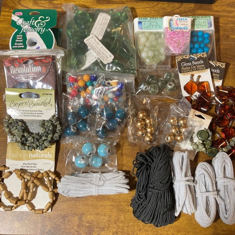 Jewelry Making‎ Supplies Beads Charms Cords Findings Craft Kit Bundle
